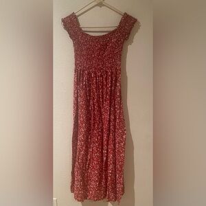 Lark+ Grey Flowy Floral Dress